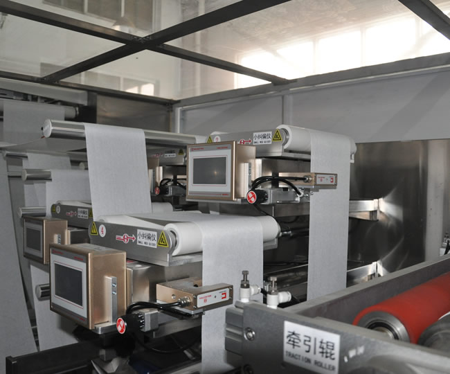 WT-CF2/2 HIGH SPEED CROSS FOLD WIPES PRODUCTION LINE